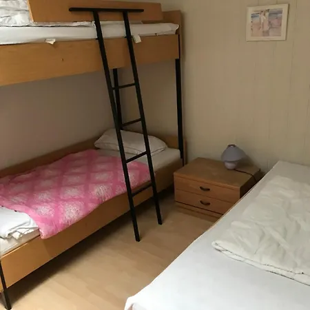 In Am Plauer See, Doppelbungalow 度假居 *